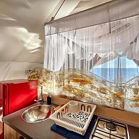 Golden Haven Luxe Glamp فندق *